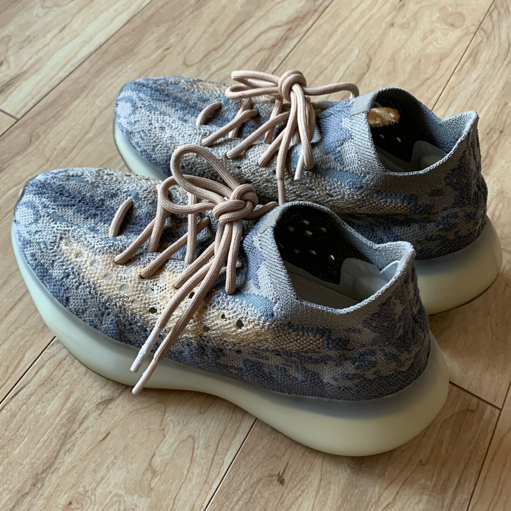 Adidas Yeezy APE 779001 boost male sneakers in grey/ tan